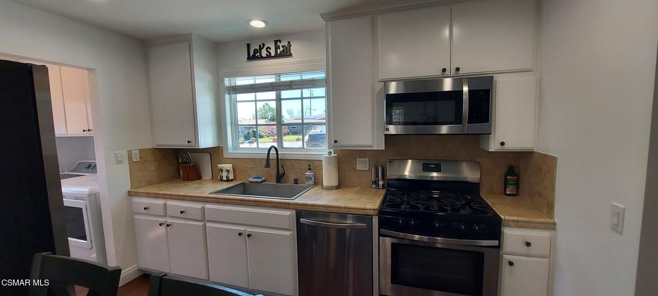 2250 Magnolia St - Photo 5 of 14