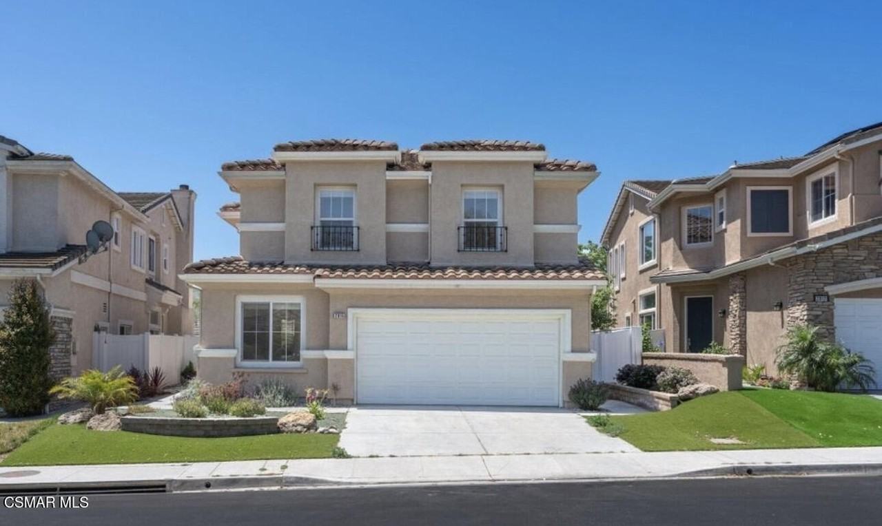 2816 Blazing Star Dr - Photo 2 of 19