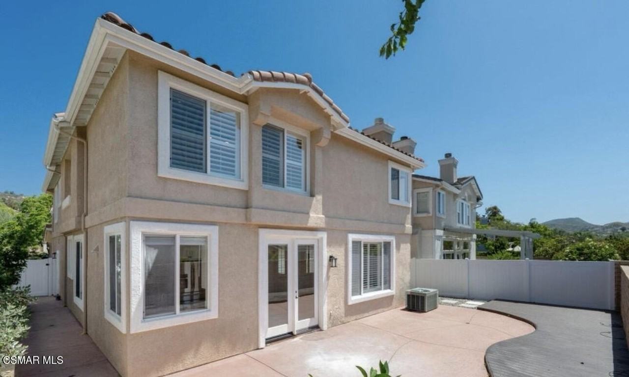 2816 Blazing Star Dr - Photo 3 of 19