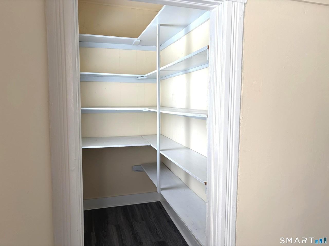 137 Clifton St - Photo 5 of 13