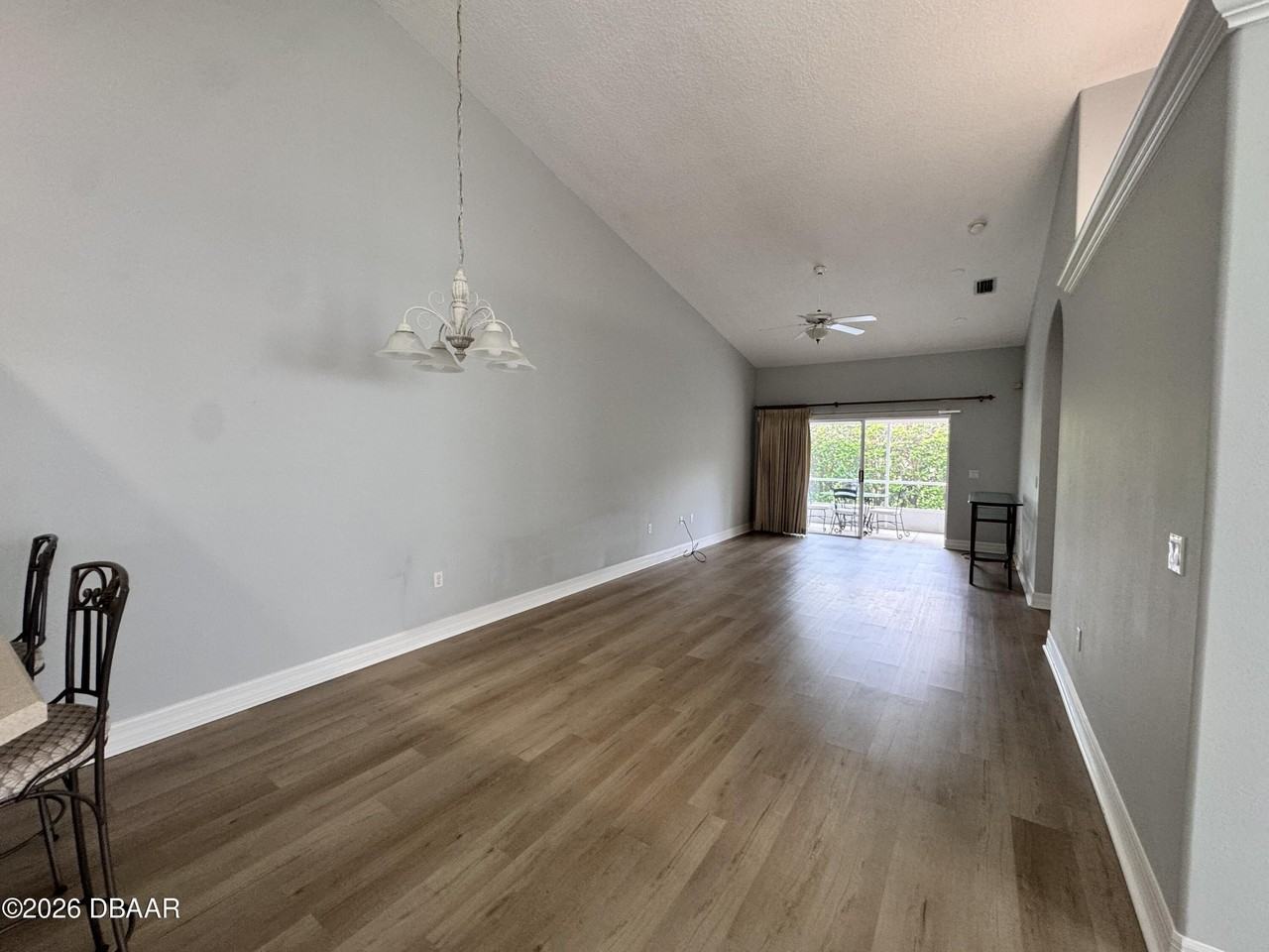 1419 Coconut Palm Cir - Photo 6 of 21