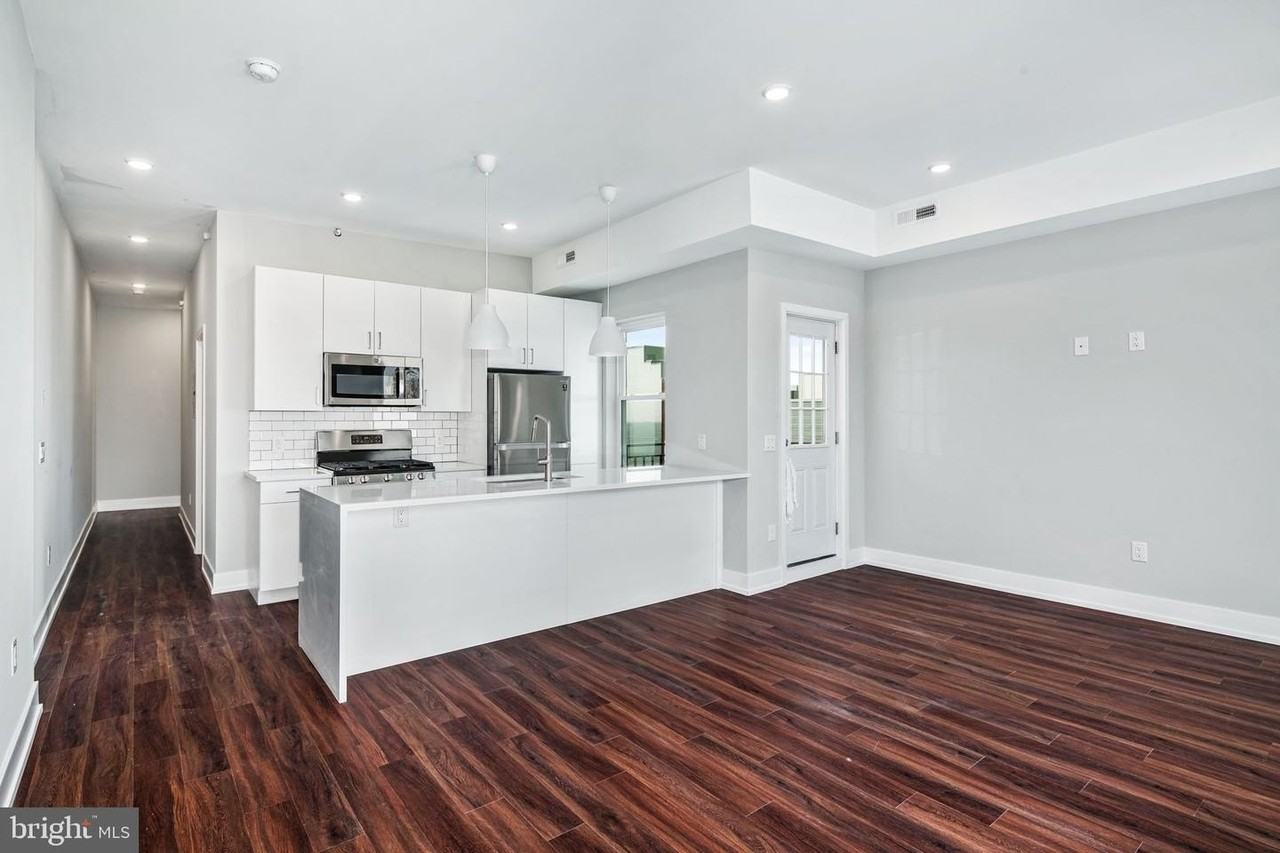 1527 Ridge Ave ## 29 - Photo 3 of 33