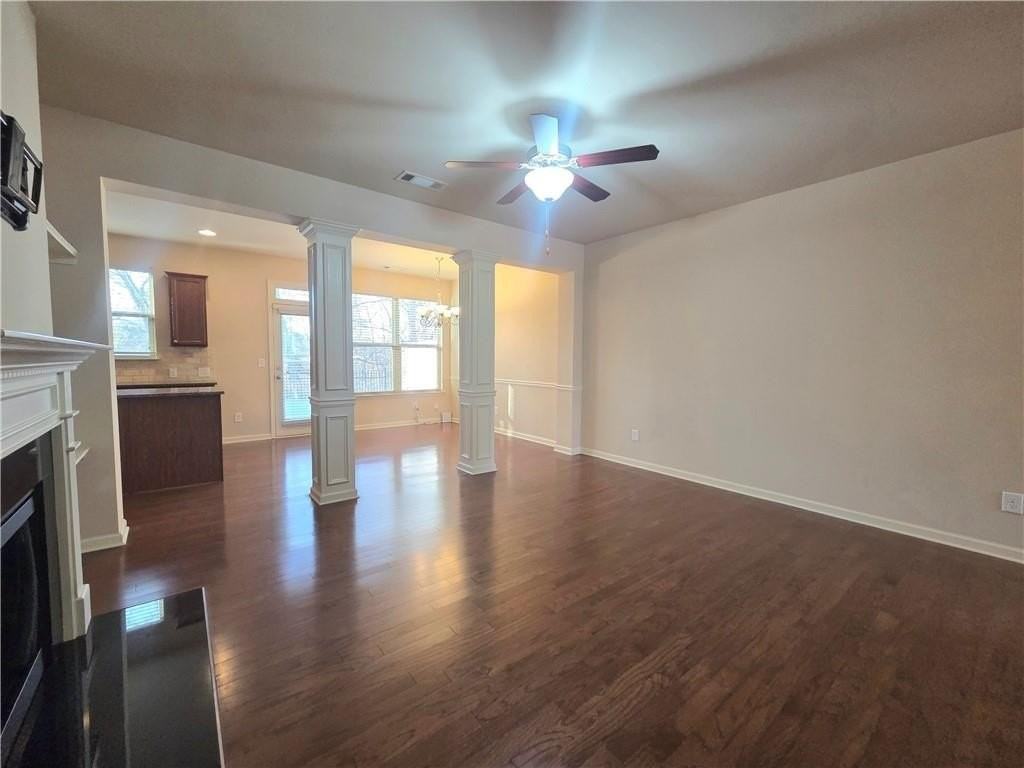 3514 Brockenhurst Dr - Photo 5 of 15