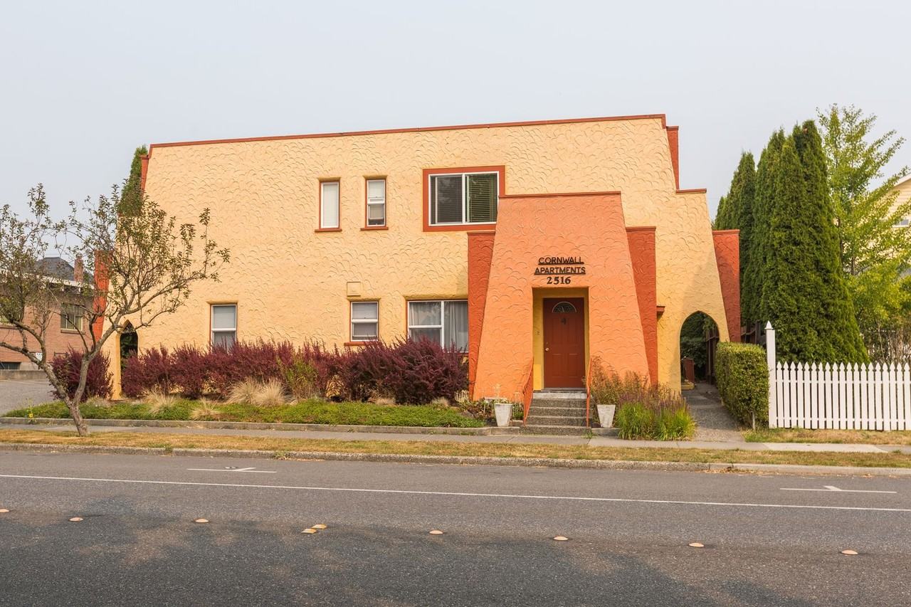 2516 Cornwall Ave #3 - Photo 3 of 11