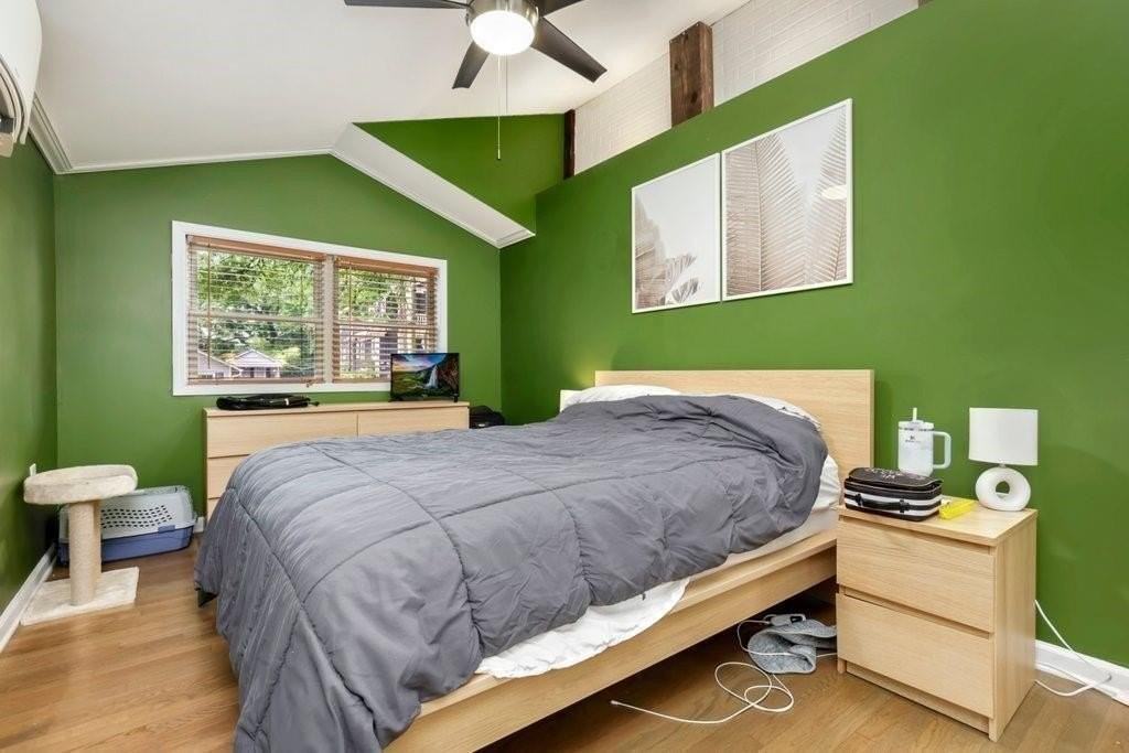 677 Holmes St Nw - Photo 5 of 18