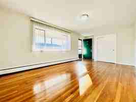 featured image of 1710 Broad St