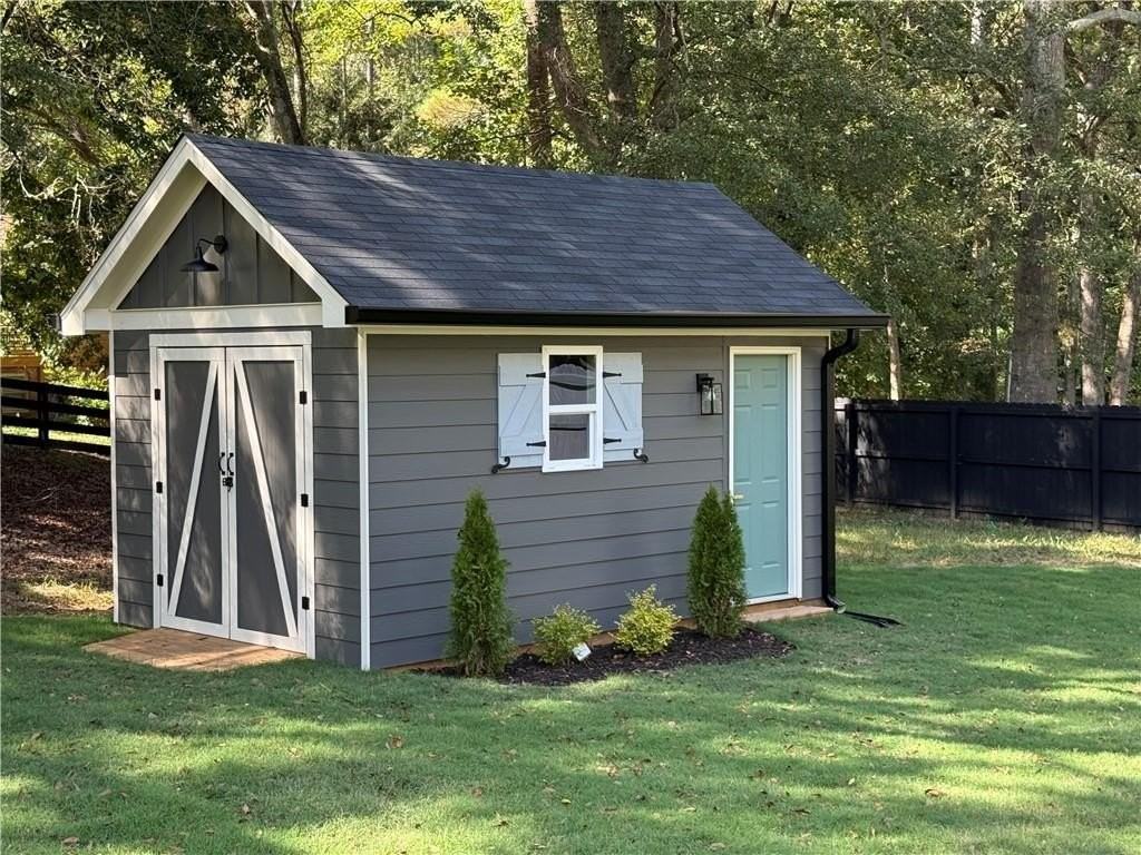 320 Pine Valley Dr - Photo 4 of 23