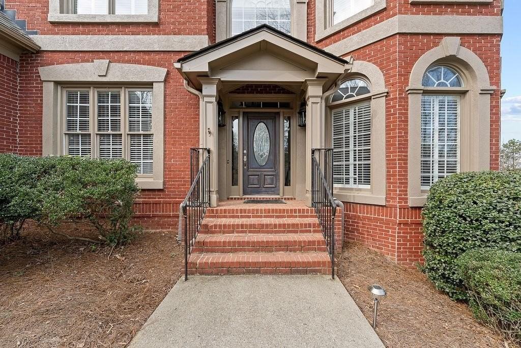 1037 Windermere Xing - Photo 4 of 50