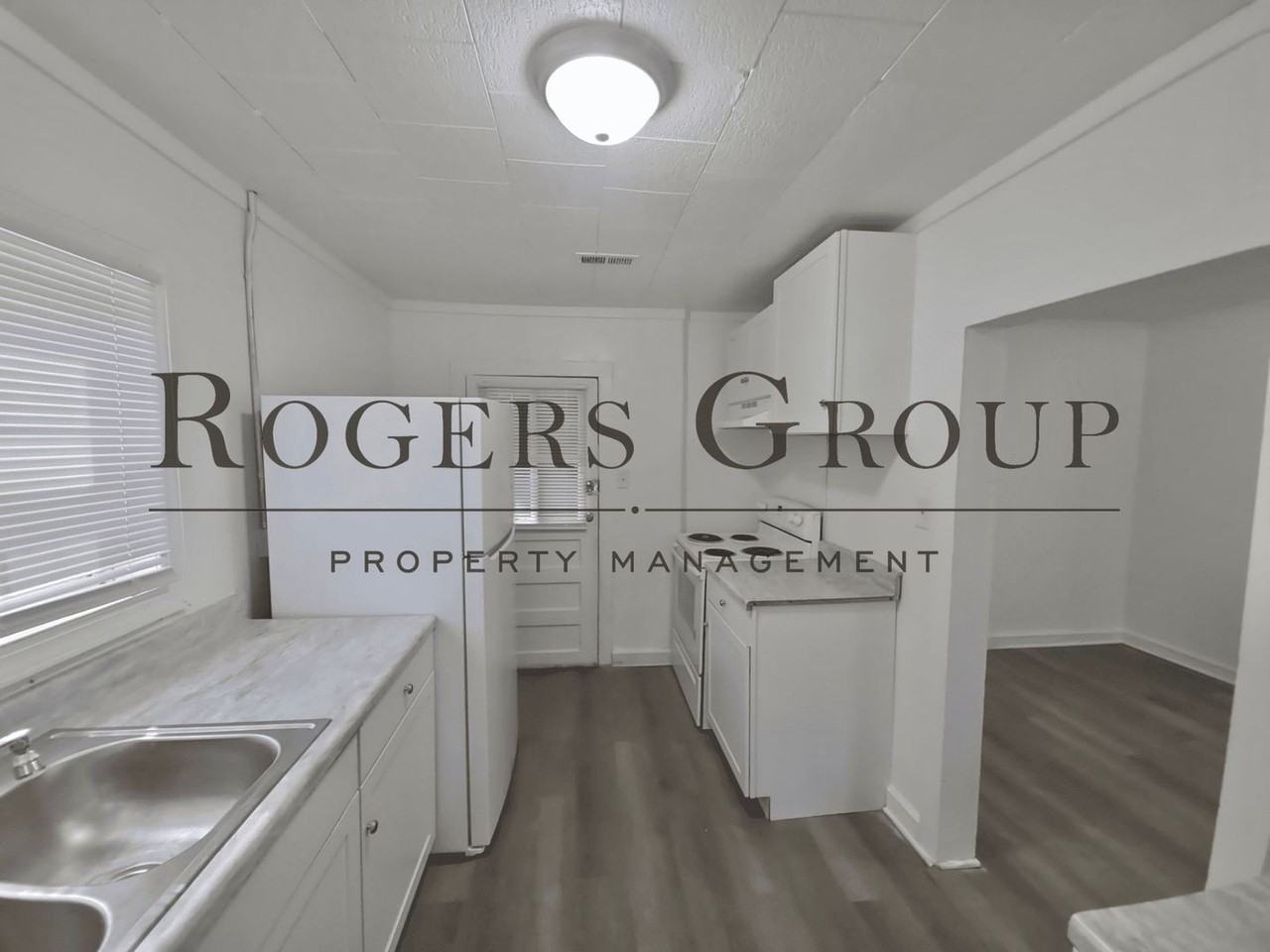 926 Gay St - Photo 6 of 15