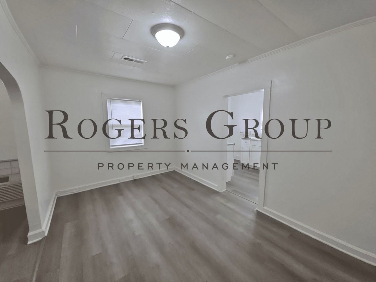 926 Gay St - Photo 7 of 15