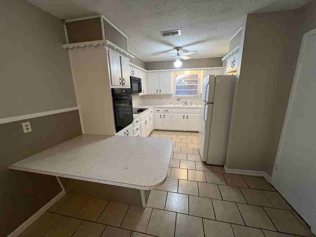 5435 6th St - Photo 6 of 28