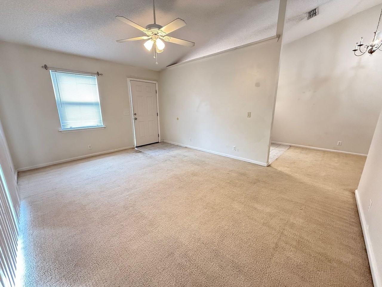 150 Lakemont Dr - Photo 3 of 15