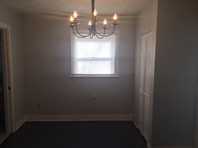 1266 Oak Ave - Photo 4 of 7