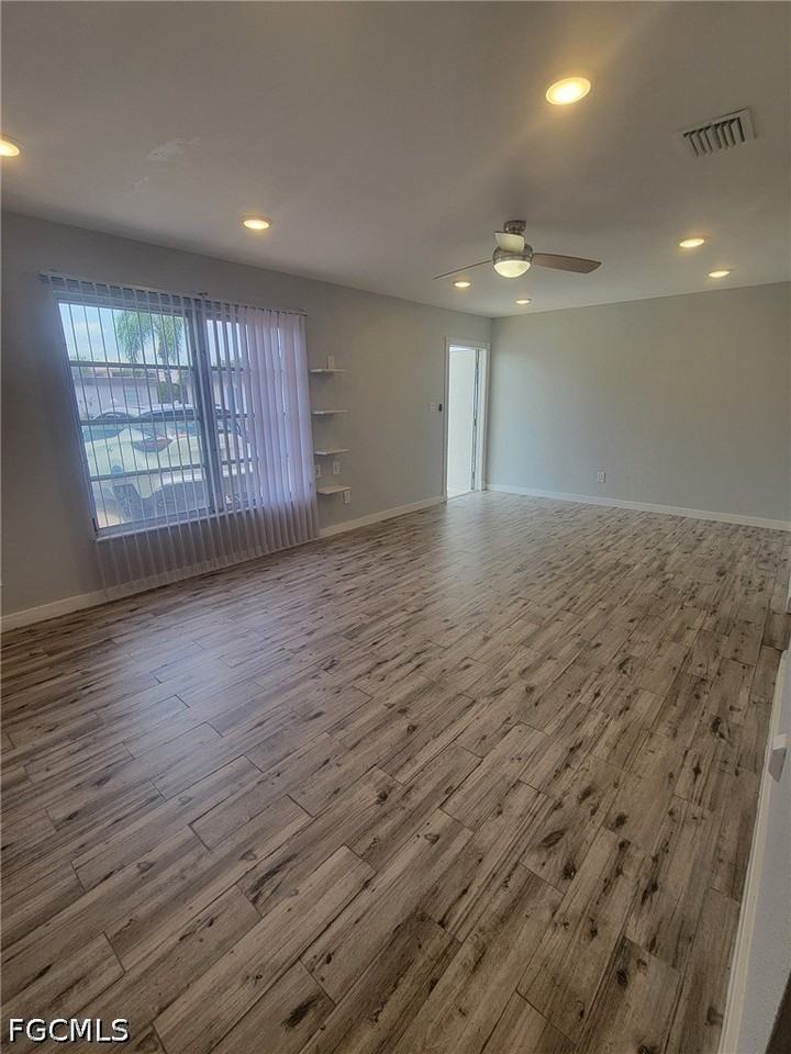 47 Tangelo Ct - Photo 4 of 18