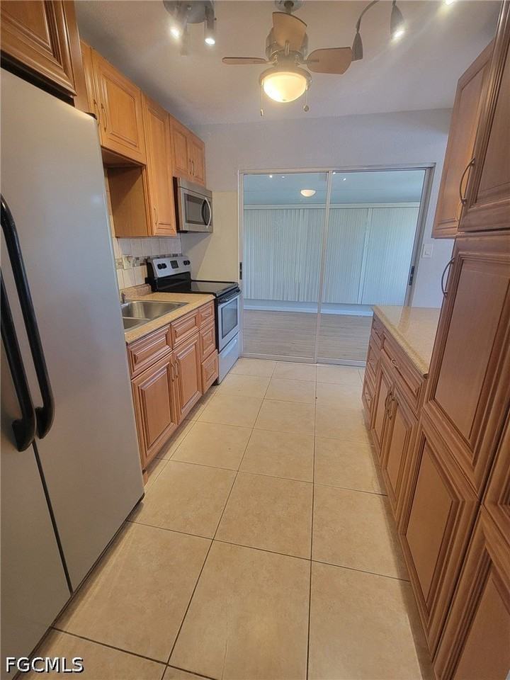 47 Tangelo Ct - Photo 7 of 18