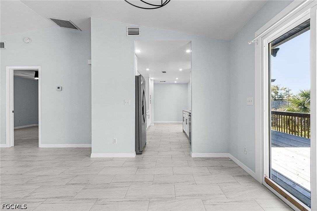 17176 Phlox Dr - Photo 7 of 27