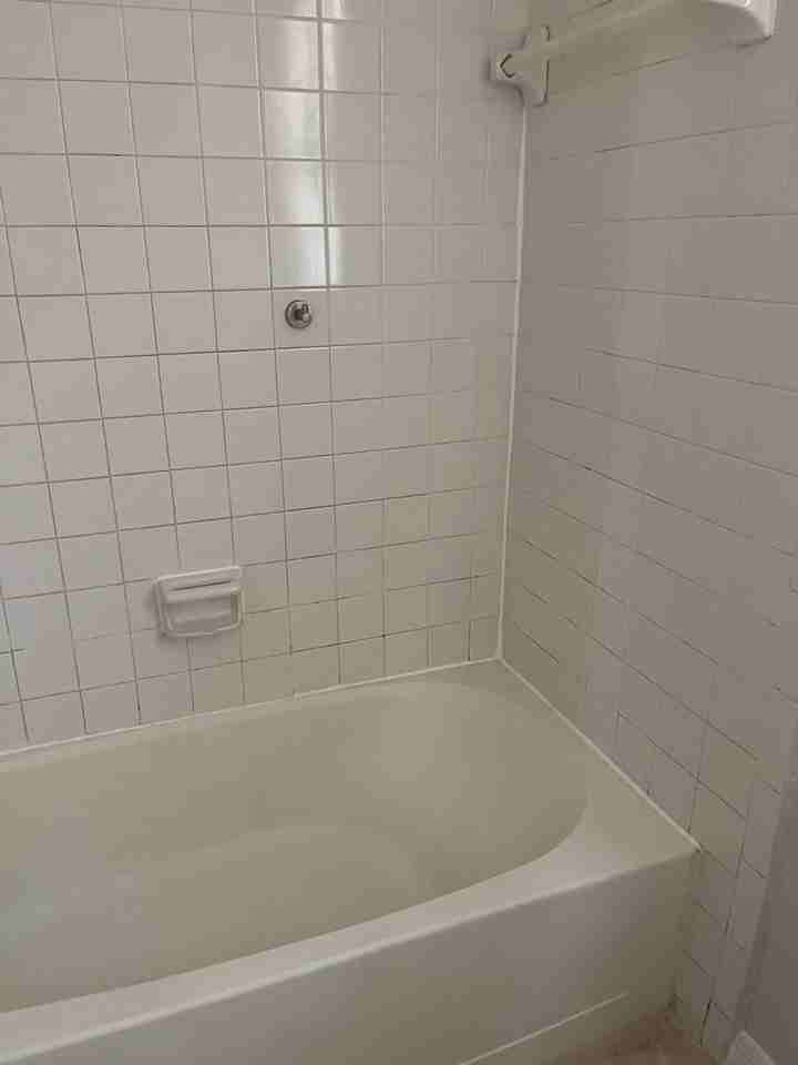 2296 Shelby Dr - Photo 6 of 32