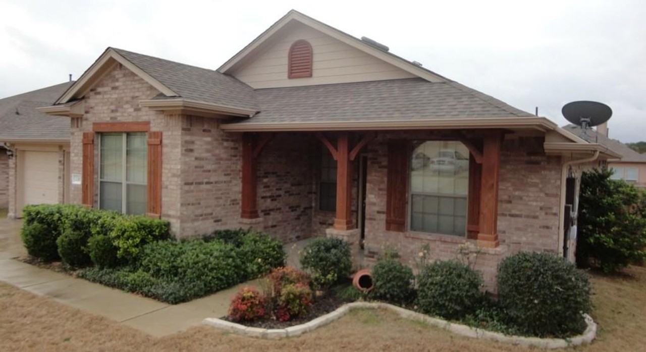 230 Kiras Ct - Photo 2 of 10