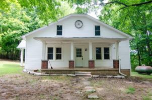 featured image of 7898 Pinewood Rd