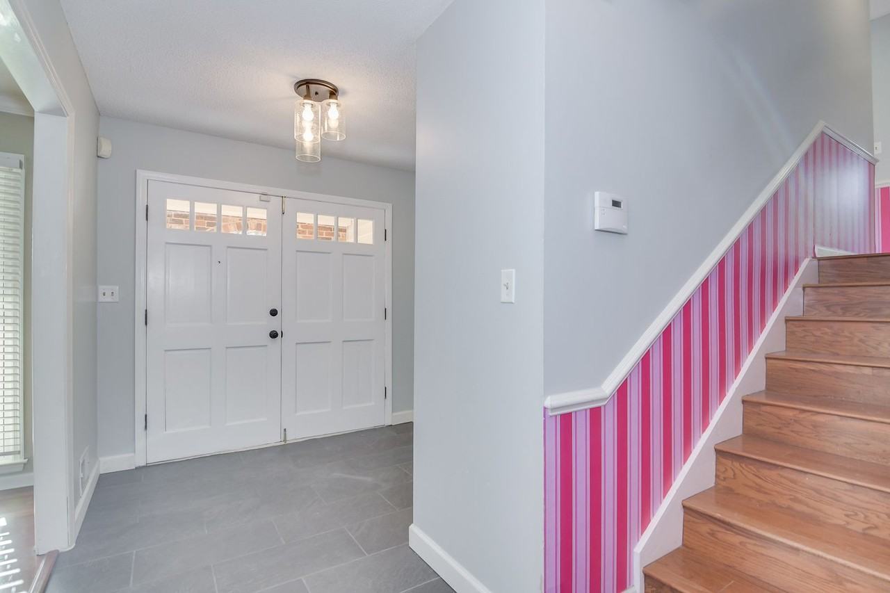 520 Ashland Dr - Photo 5 of 42