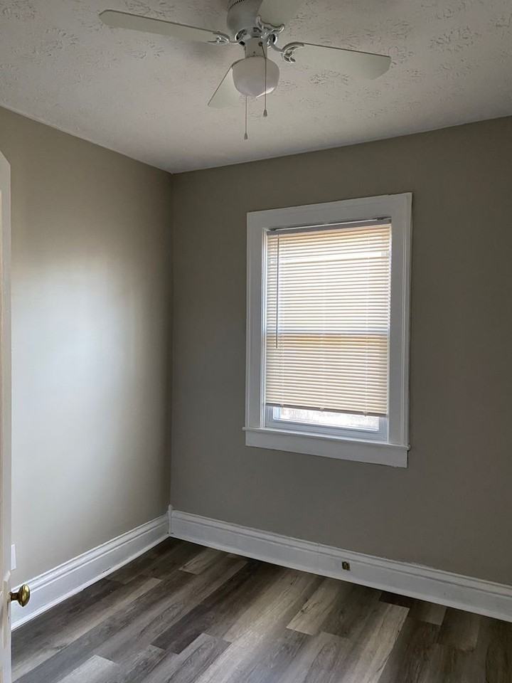 486 Price Rd - Photo 7 of 18