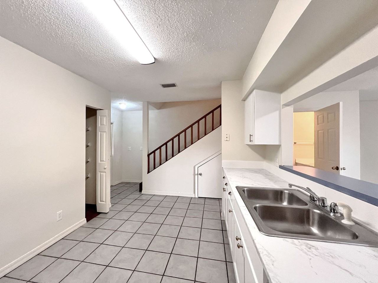 2312 Isle Royale Ct Se - Photo 7 of 19