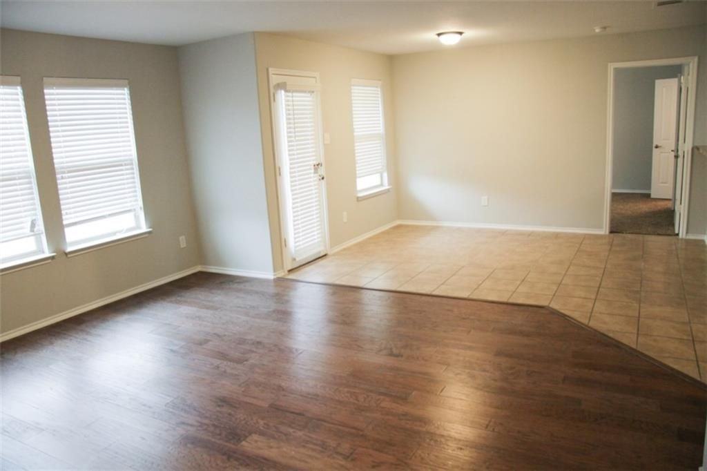 3613 Dove Ln - Photo 2 of 20