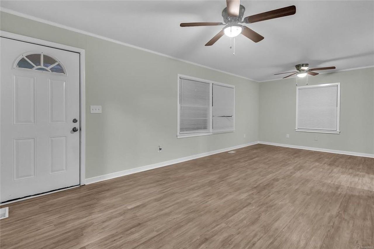 415 Forest Hills Dr - Photo 3 of 15