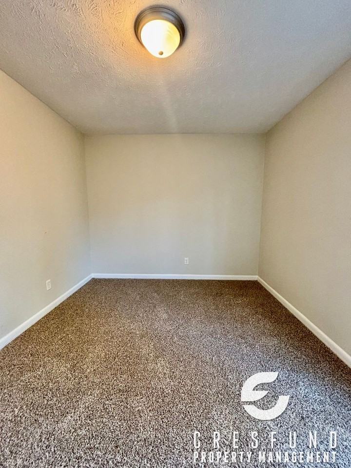 1338 - Photo 6 of 16