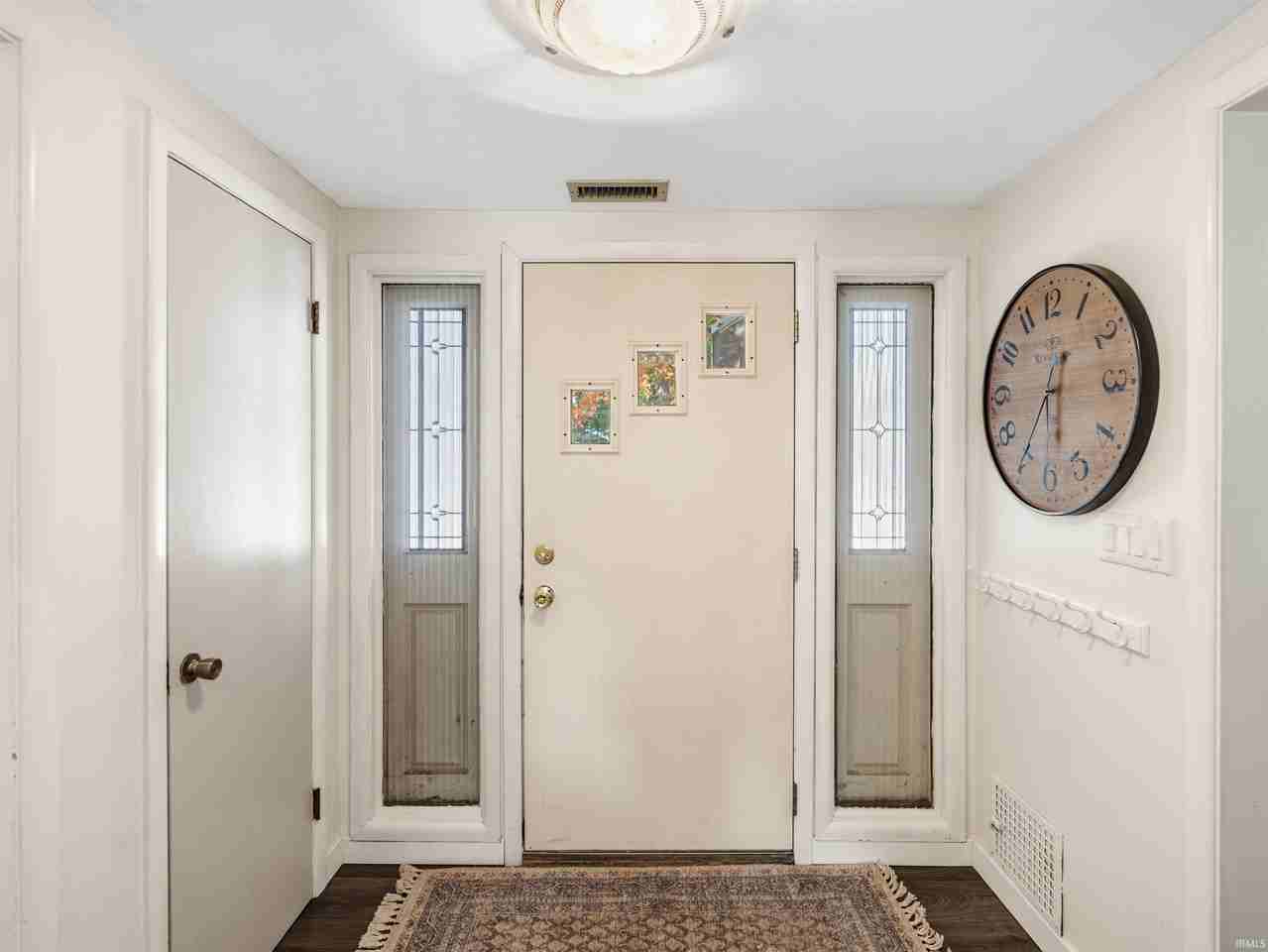 2924 Santa Rosa Dr - Photo 2 of 29