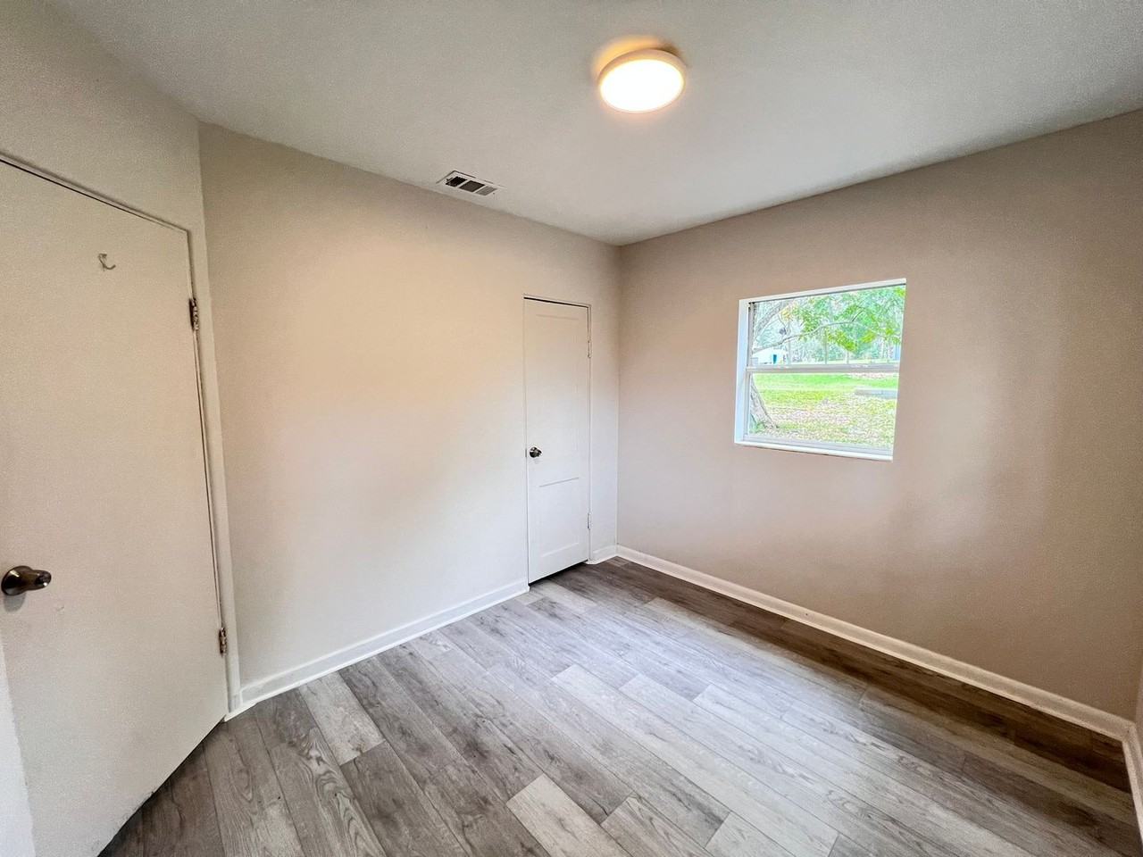 107 Oakland Dr - Photo 6 of 23