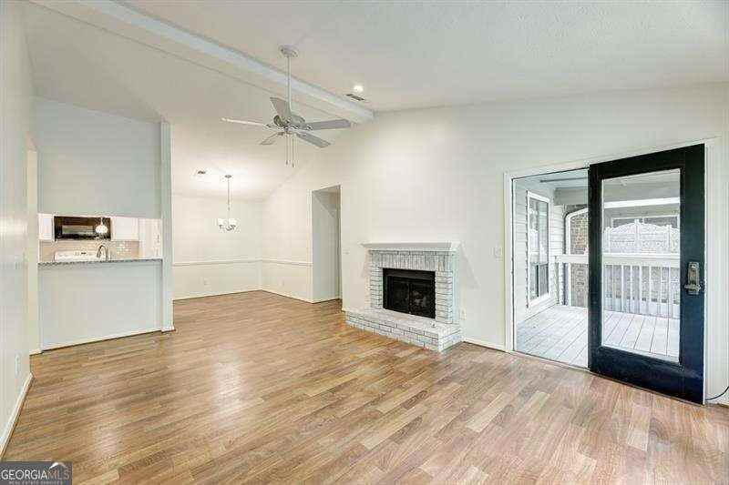 529 Warm Springs Cir