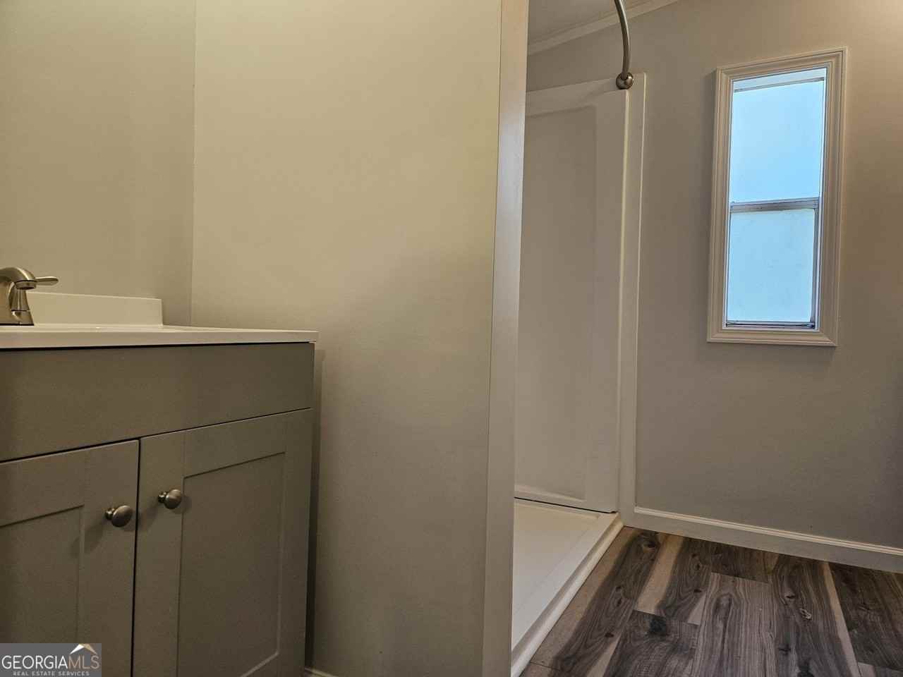 150 Back St - Photo 6 of 11