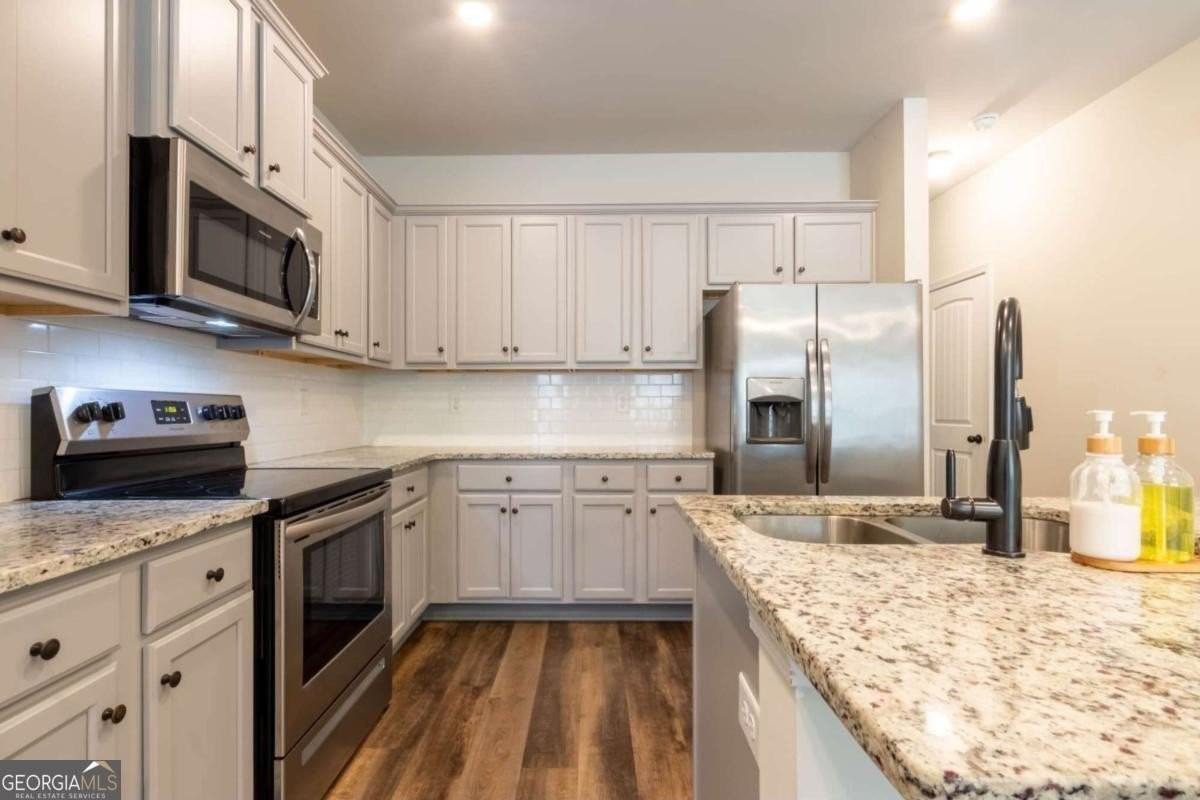 3006 Bayrose Cir Unit 104b - Photo 4 of 19