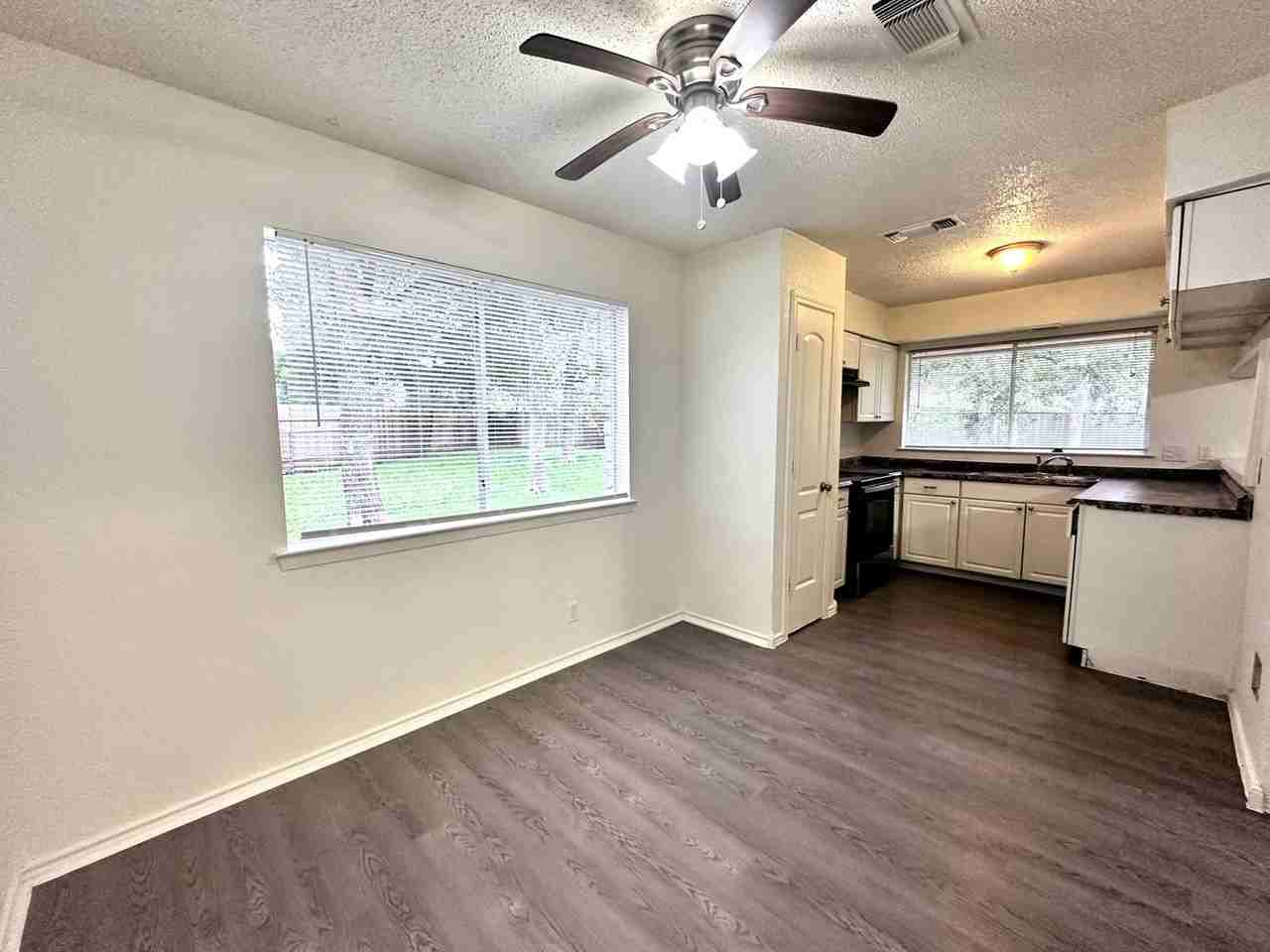 12210 Waxwing Cir - Photo 4 of 29