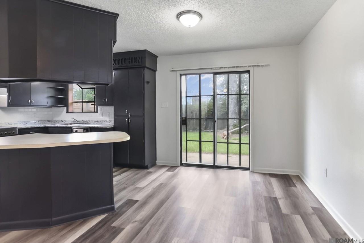 309 Hewitt Rd #B - Photo 4 of 9