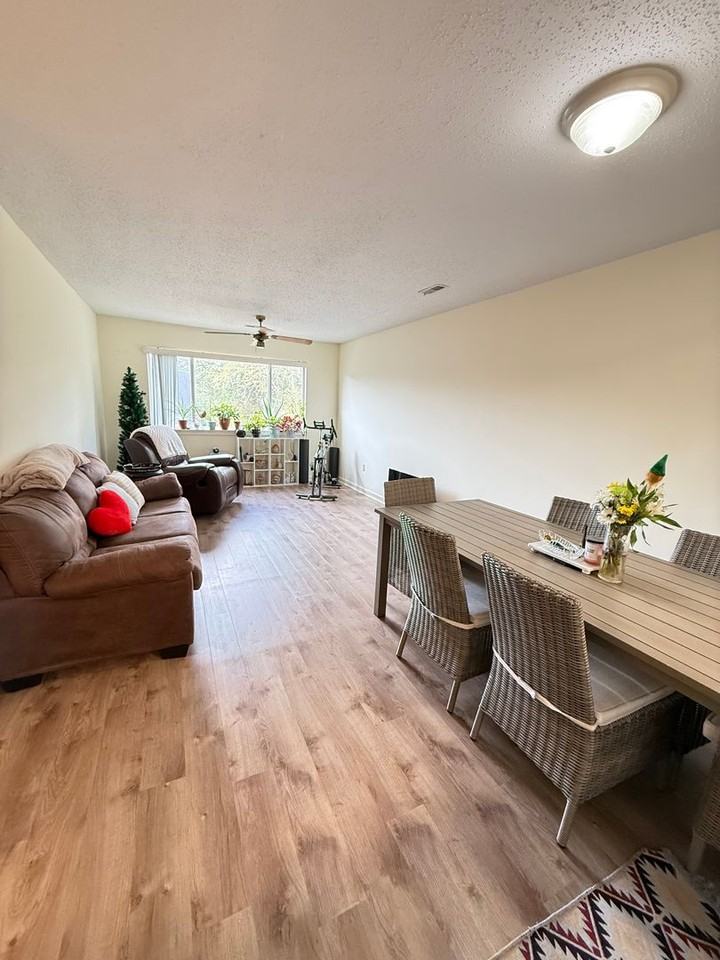 1203 1203 A-3 Jamestown Road - Photo 3 of 9