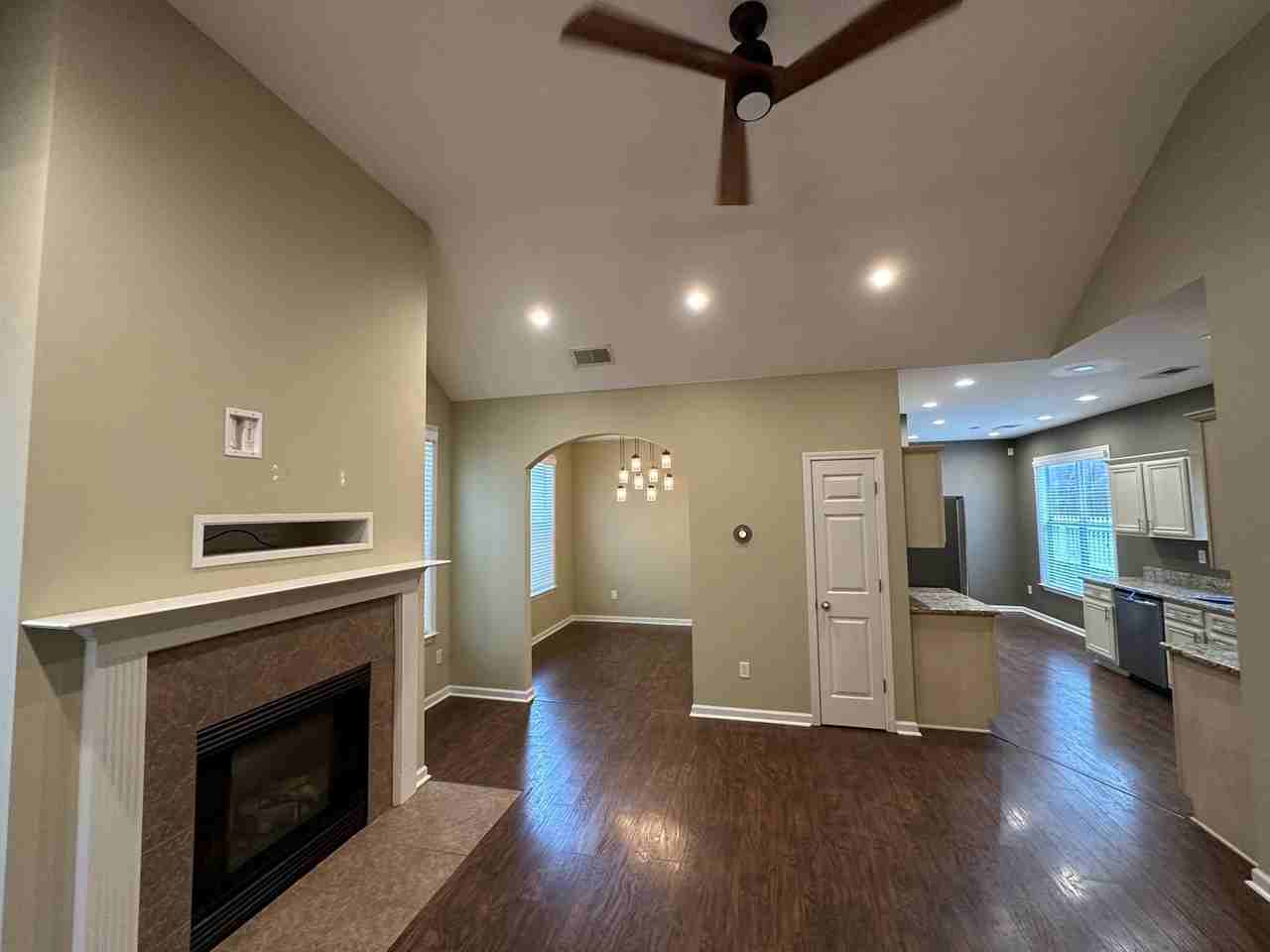 1463 Down River Dr - Photo 2 of 18