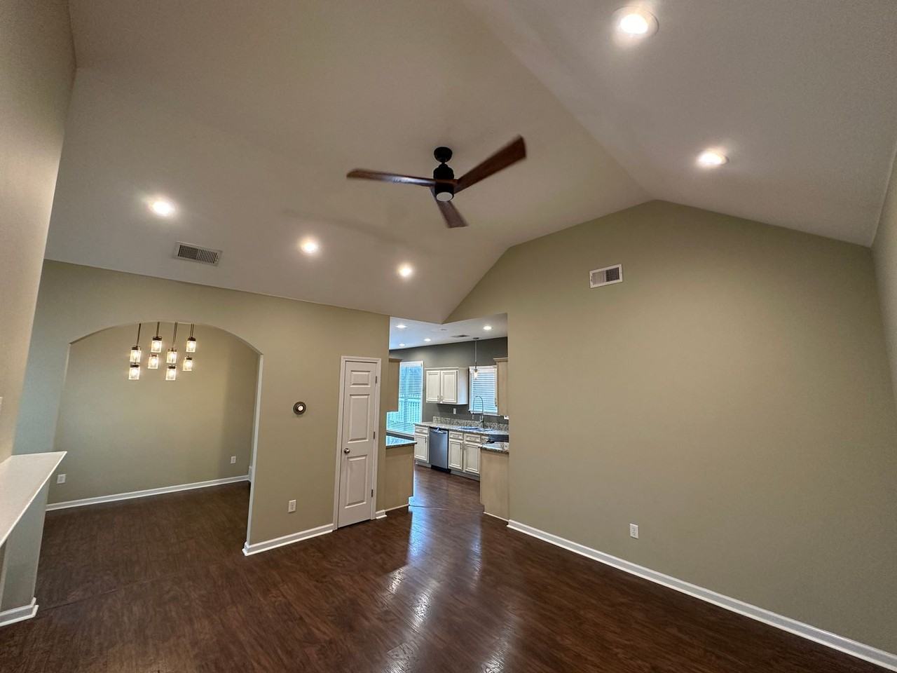 1463 Down River Dr - Photo 4 of 18