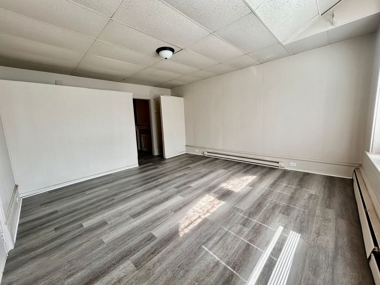 118-122 118-122 West Market Street - 122 W Market St - #1 - Photo 7 of 8