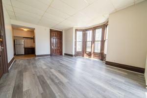 featured image of 125 W Commerce St