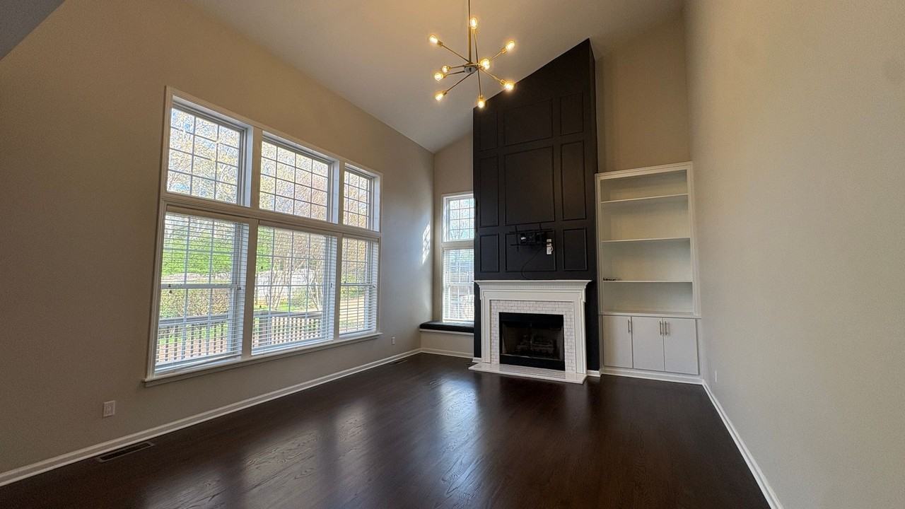 5 Spanish Moss Ln - Photo 3 of 21