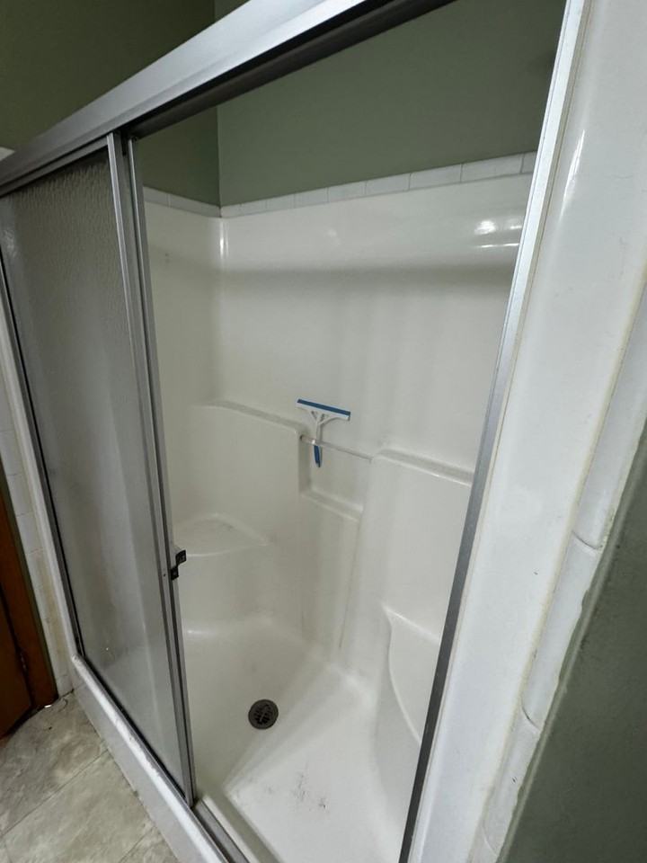 445 E Deckerville Rd - Photo 7 of 13