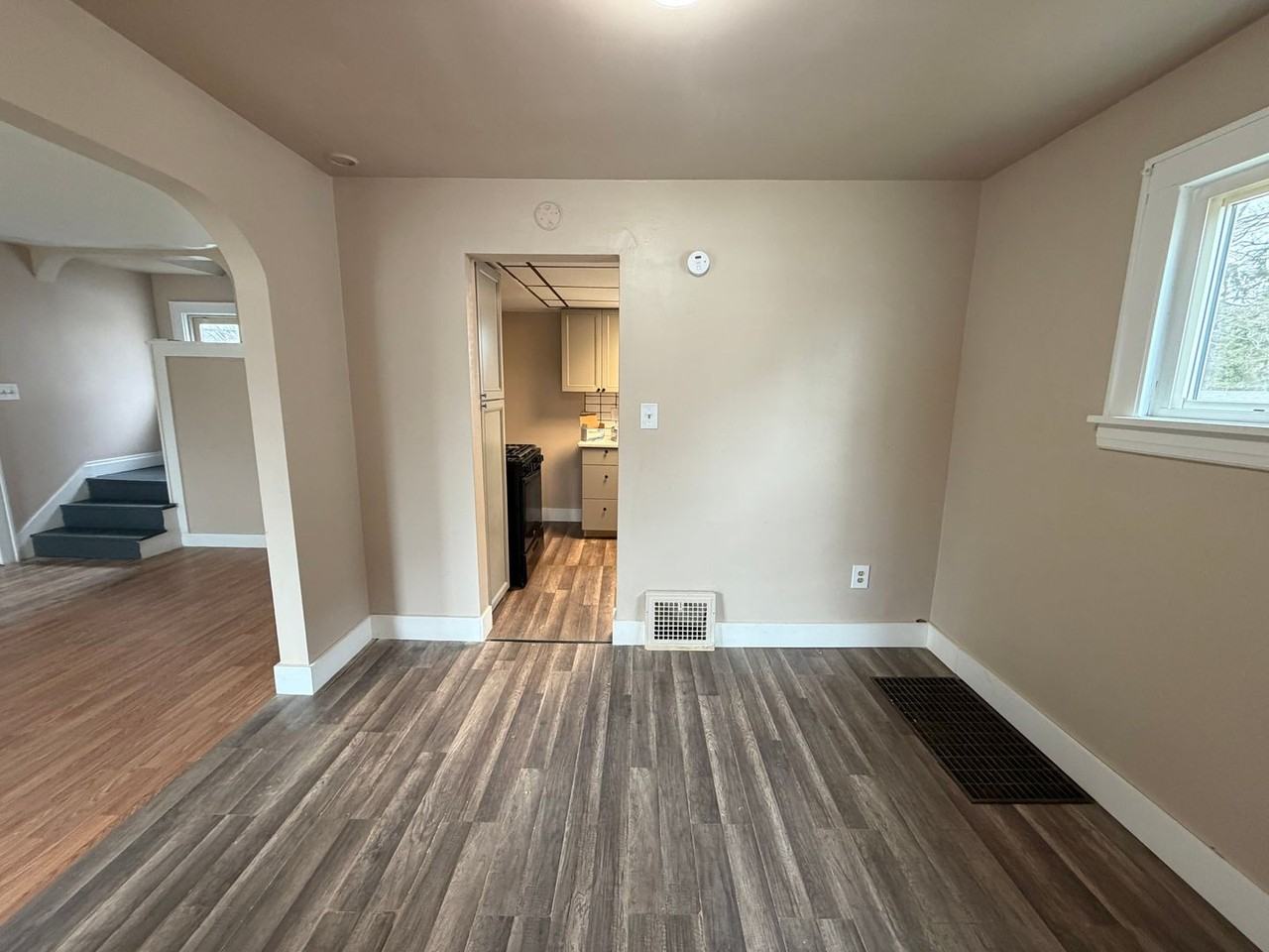 2138 East Ave - Photo 2 of 11