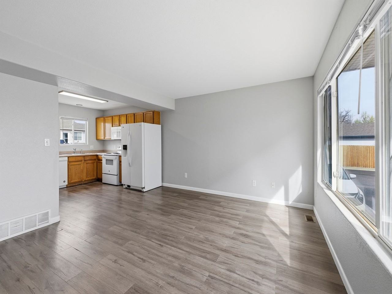 1321 Darrell Rd - Photo 5 of 17