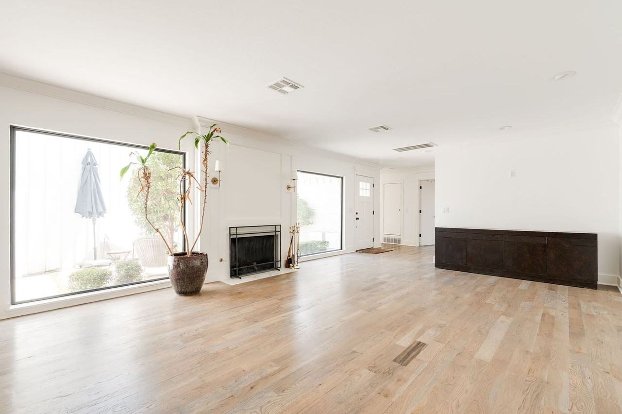 1209 Nw 63rd St - Photo 6 of 30