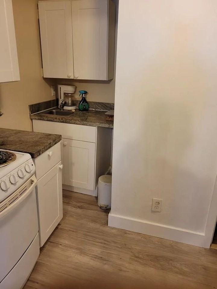 1468 Ne 118th St - Photo 2 of 6