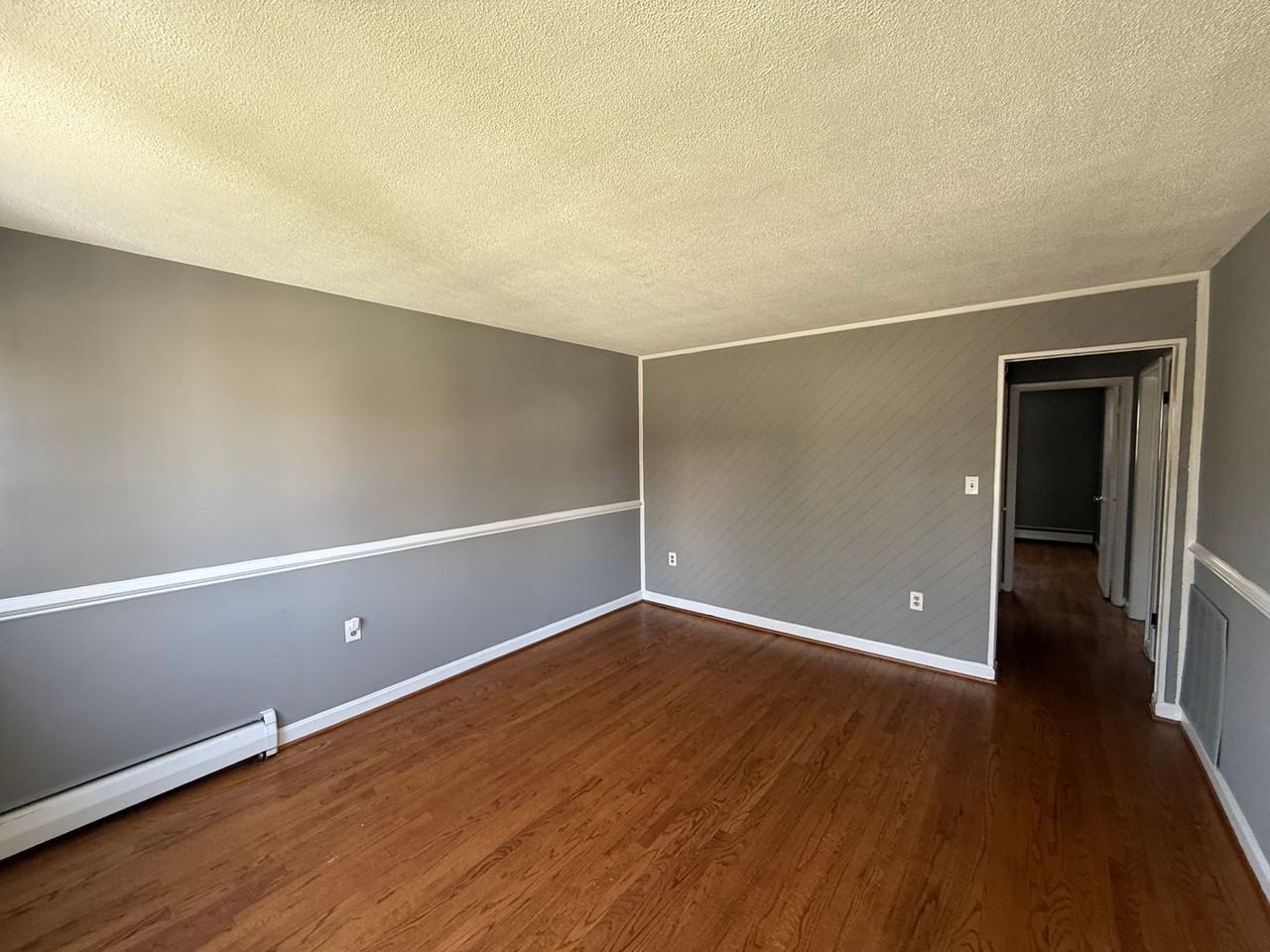 6008 1/2 Burgess Ave - Photo 2 of 16