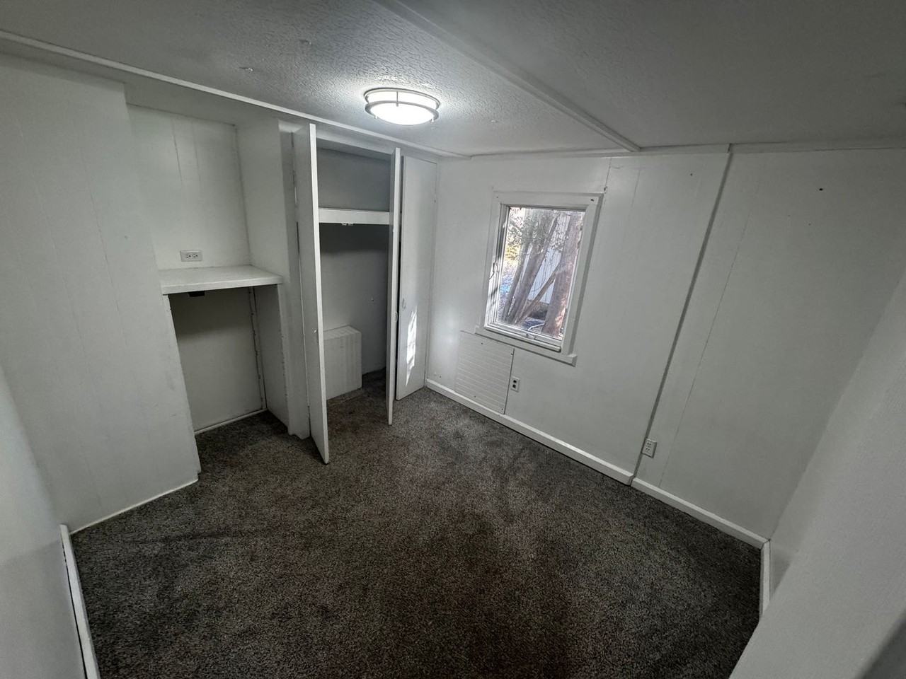 465 E Deckerville Rd - Photo 3 of 7