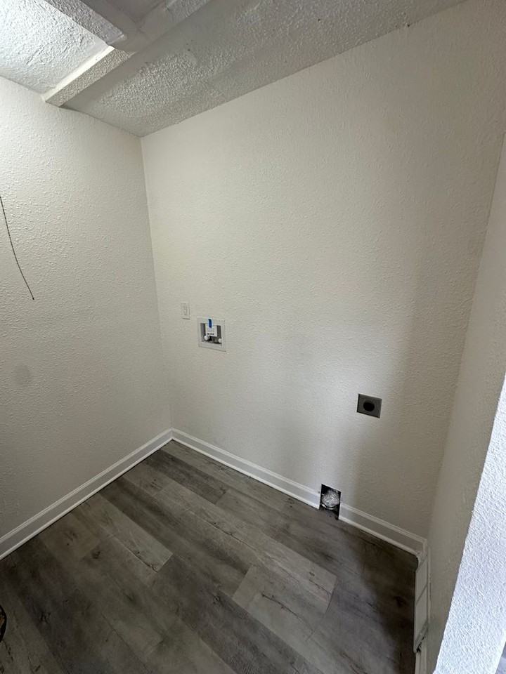 11354 Sycamore Ter - Photo 7 of 14